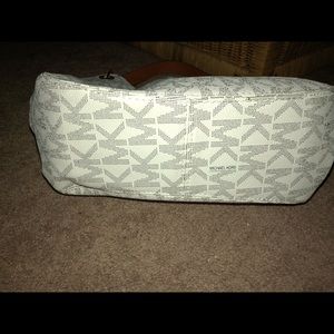 Michael Kors Bags - Michael Kors purse Michael Kors Bags - Michael Kors purse
